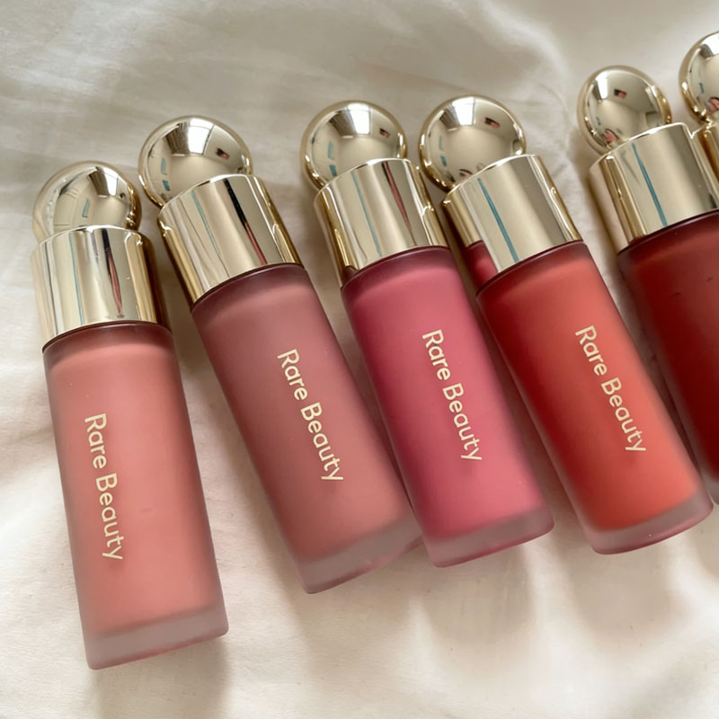 Rare Beauty Soft Pinch Liquid  - Beauty Love Makeup recensie en prijs