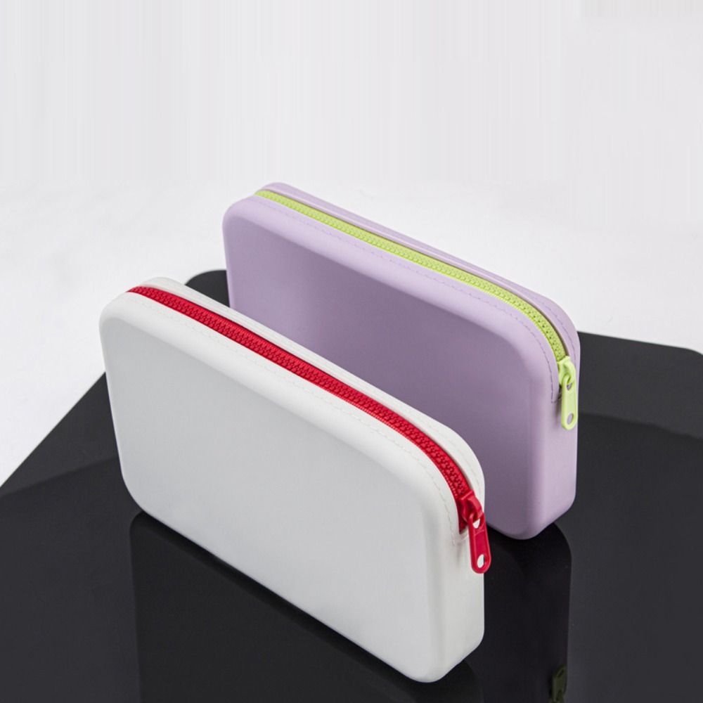 Kleine vierkante siliconen cos - Beauty Preservation Makeup Bag recensie en prijs